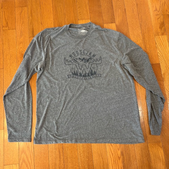 Moosejaw Other - Y2K Moosejaw Gray Long Sleeve Tee Casual Comfort